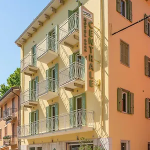 Hotel Centrale 4*, Garda (Verona) Italien
